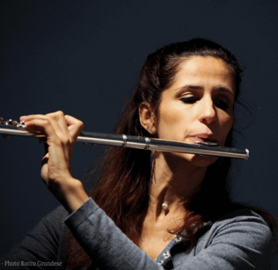 Artist normal marion ralincourt  flute  700x467 copie reduite
